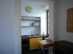 In Nesso, beautiful apartment directly on the lake