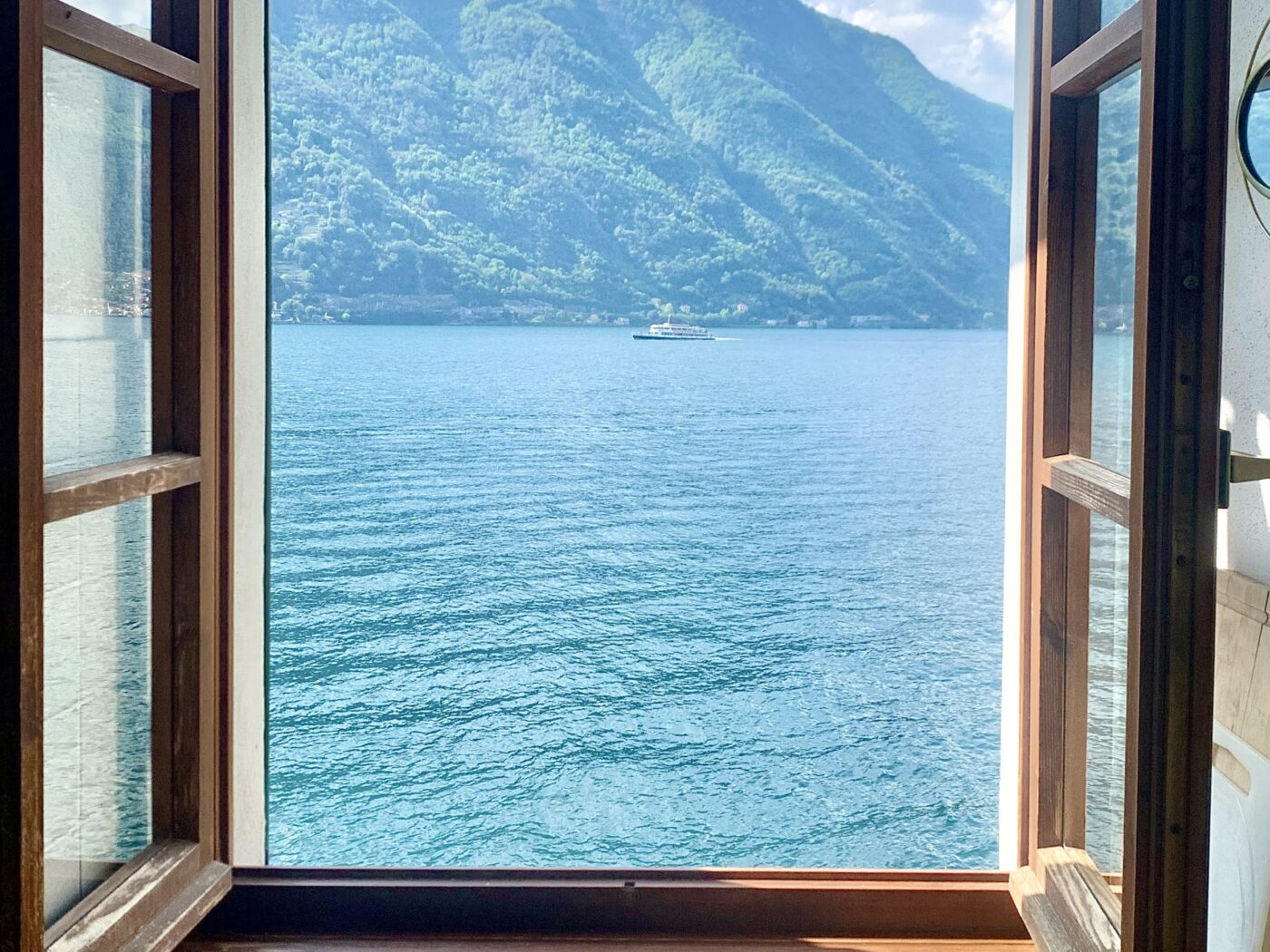 Nesso, meraviglioso appartamento direttamente a lago