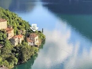 In Nesso, beautiful apartment directly on the lake