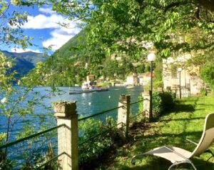 In Nesso, beautiful apartment directly on the lake