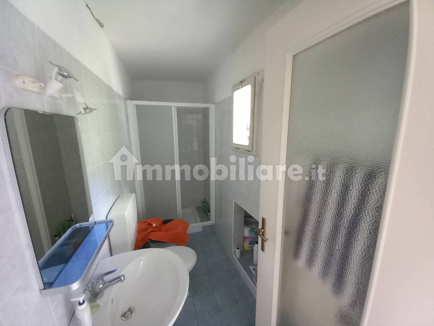 Nesso, apartment with garden and lake view