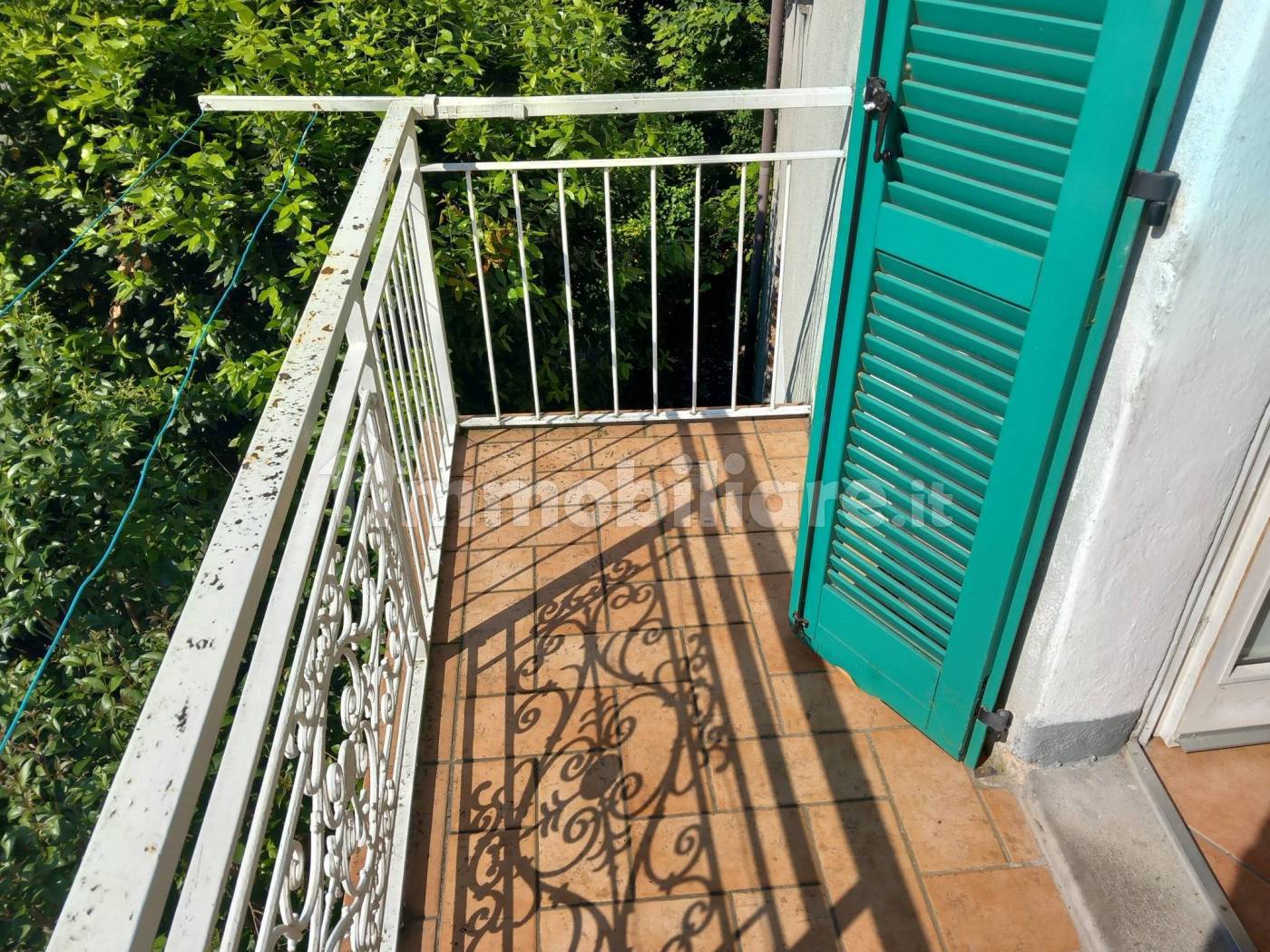 Nesso, appartamento con giardino e vista lago